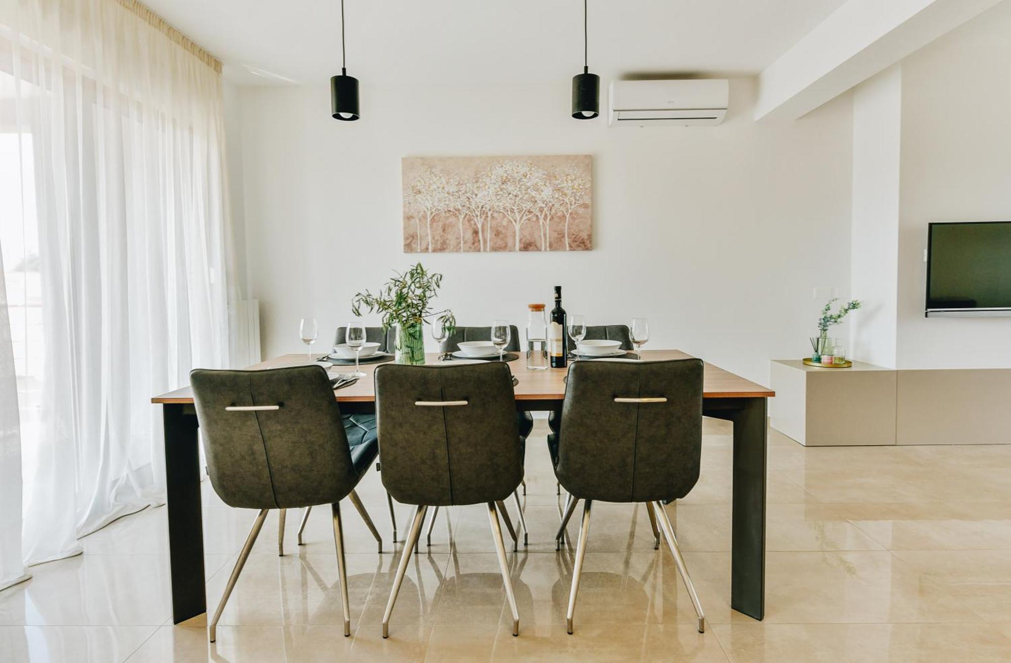 Apart Residence Rudan Ровин Екстериор снимка