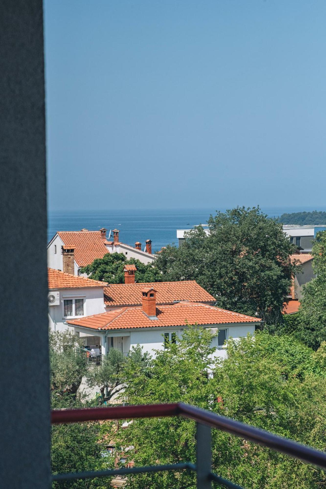 Apart Residence Rudan Ровин Стая снимка